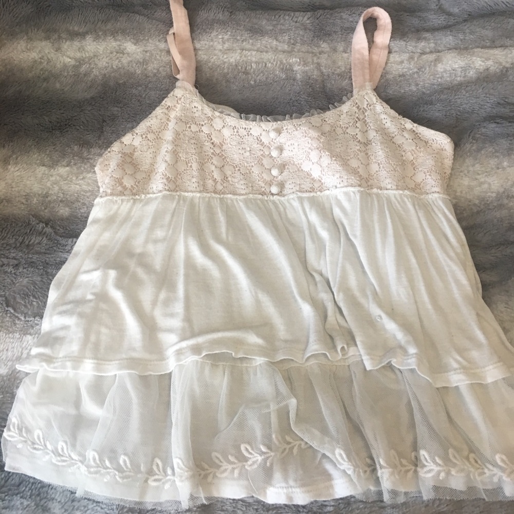 Tank top with lace